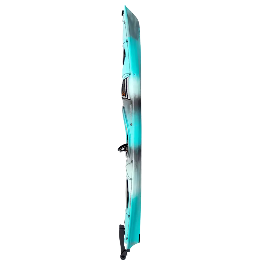 Kayak de randonnée Tsunami 140 jours avec gouvernail