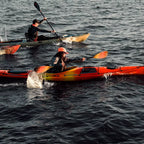 Kayak de randonnée Tsunami 145 jours avec gouvernail